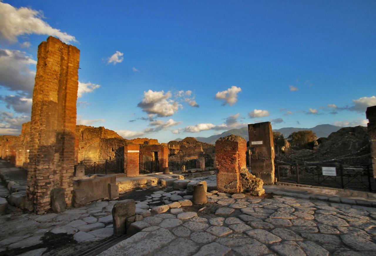 サレルノTra Amalfi, Pompei, Paestumアパートメント エクステリア 写真
